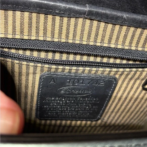 Brighton Vintage Claw Foot Handbag - Picture 10 of 16